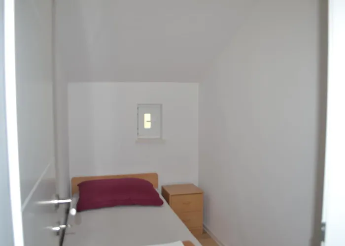 Niko Lägenhet Gornji Karin